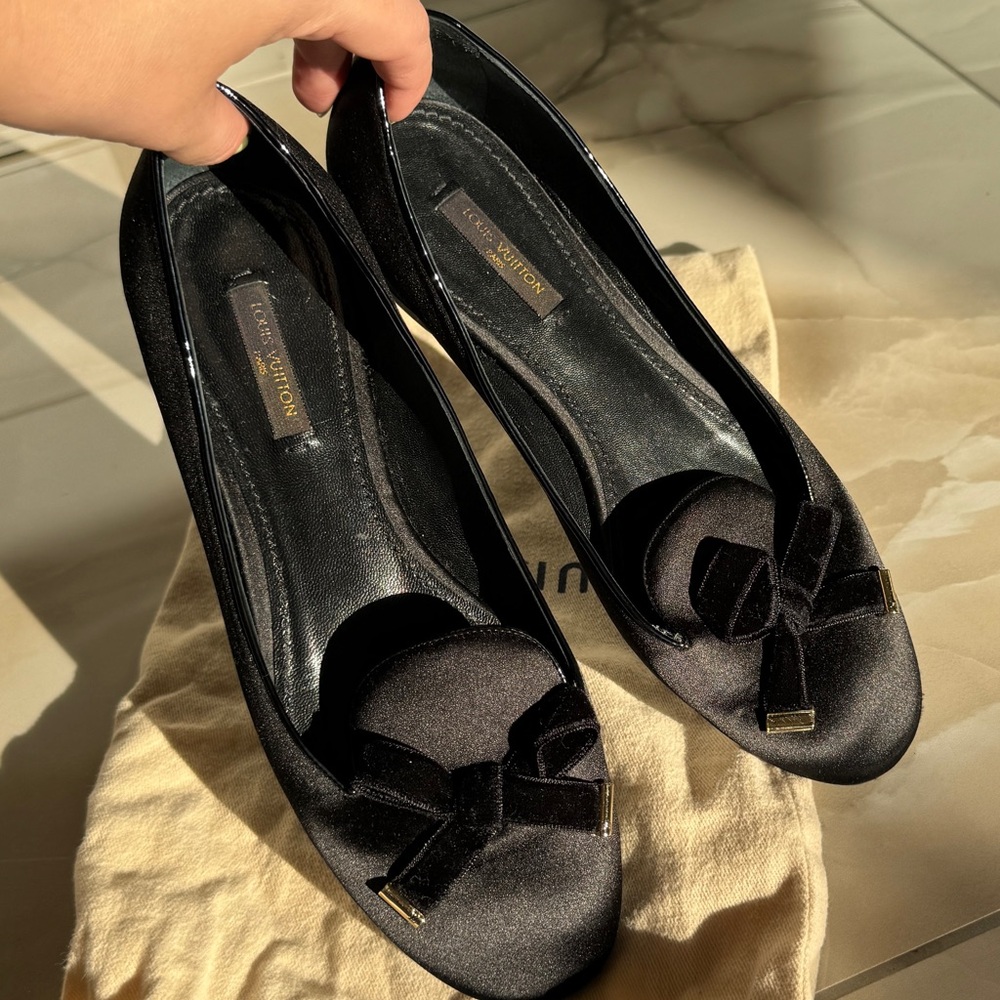 NEW Louis Vuitton ballet flat shoes